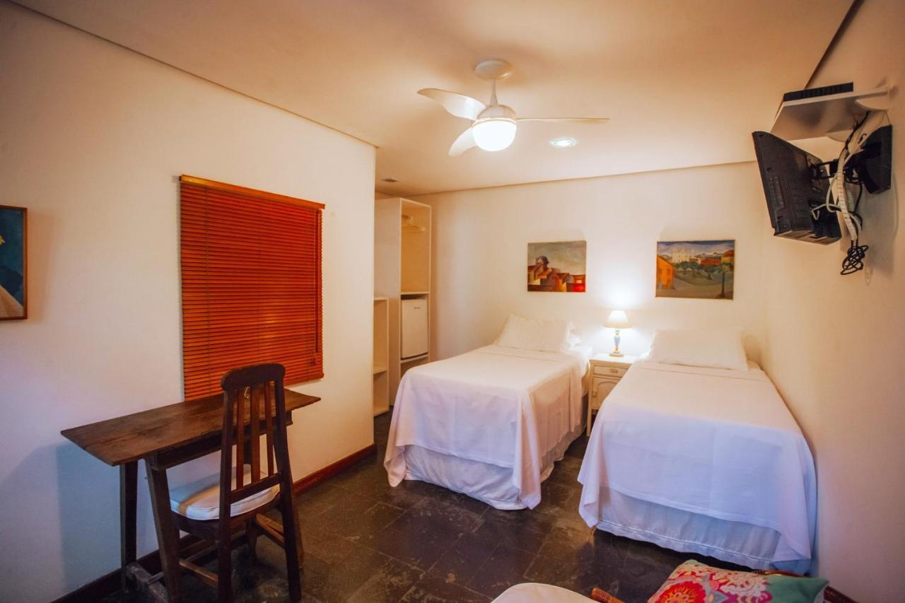Hotel Pousada Dos Hibiscos Ilhabela Extérieur photo