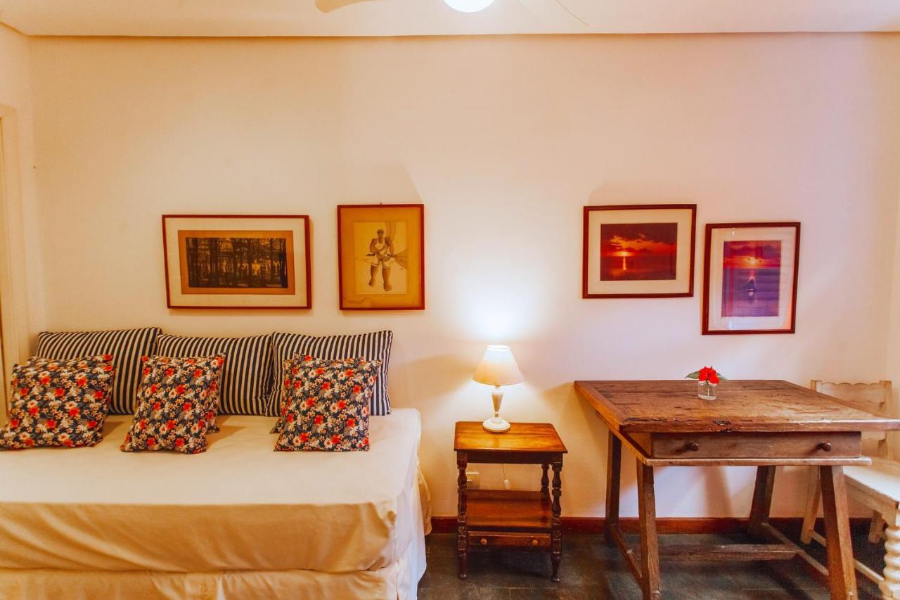 Hotel Pousada Dos Hibiscos Ilhabela Extérieur photo