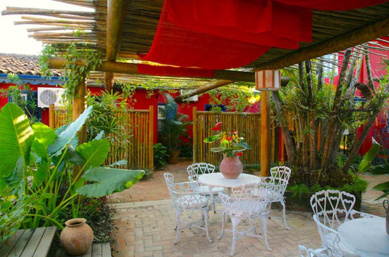 Hotel Pousada Dos Hibiscos Ilhabela Extérieur photo